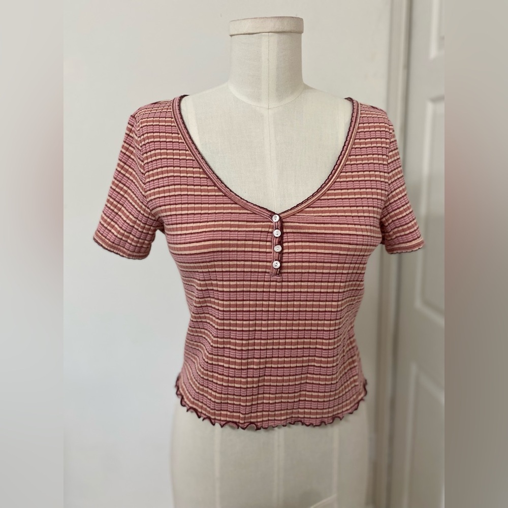 American Eagle Pink Striped Lettuce Hem Button Up Crop Top Baby Tee Size Medium